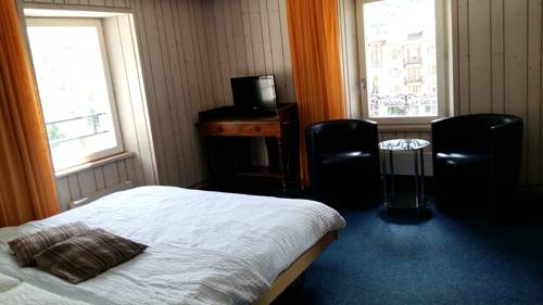 Imagen de la habitación del Hotel Restaurant Le Giétroz. Foto 7