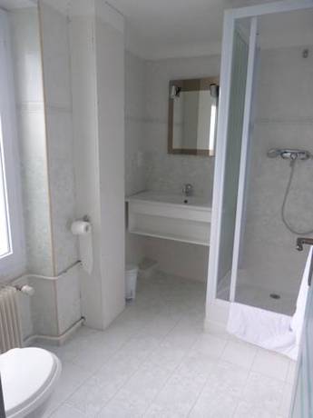 Imagen de la habitación del Hotel Restaurant Le Lachens. Foto 8