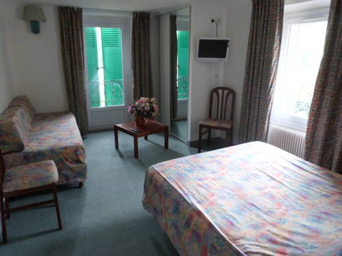 Imagen de la habitación del Hotel Restaurant Le Lachens. Foto 15