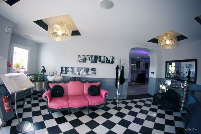 Imagen de los interiores del Hotel Restaurant Le Lingousto. Foto 18