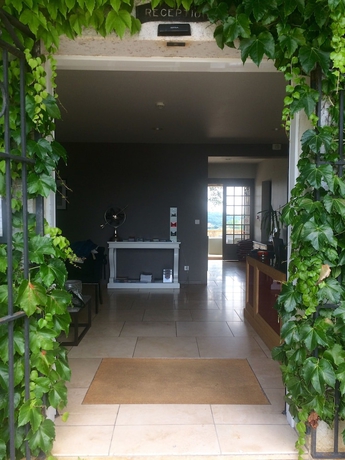 Imagen de los interiores del Hotel Restaurant Le Meysset. Foto 14