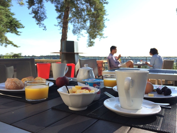 Imagen del bar/restaurante del Hotel Restaurant Le Meysset. Foto 2