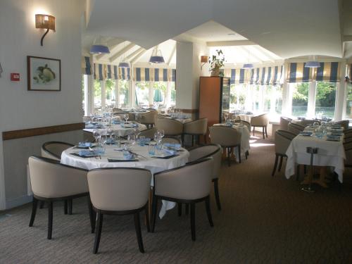 Imagen del bar/restaurante del Hotel Restaurant Le Rive Gauche. Foto 5