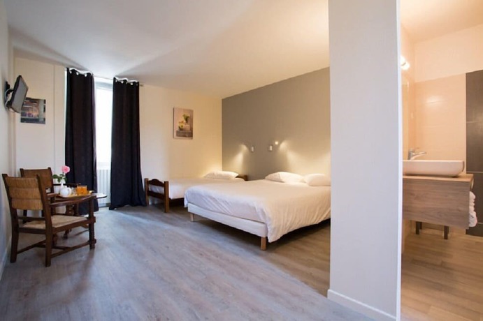 Imagen de la habitación del Hotel Restaurant Le Sully. Foto 8