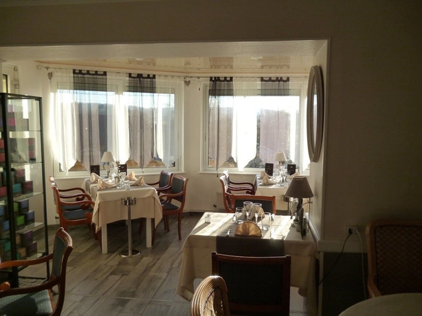 Imagen del bar/restaurante del Hotel Restaurant L'ecrin. Foto 17