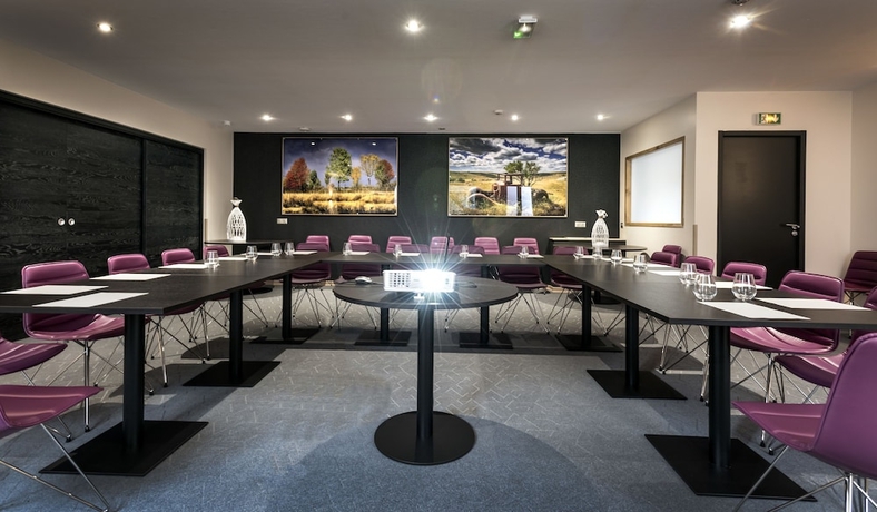 Imagen del bar/restaurante del Hotel Restaurant Les 2 Rives *** Logis. Foto 2