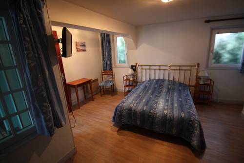 Imagen de la habitación del Hotel Restaurant Les Deux Sapins. Foto 10