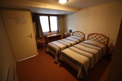 Imagen de la habitación del Hotel Restaurant Les Deux Sapins. Foto 13