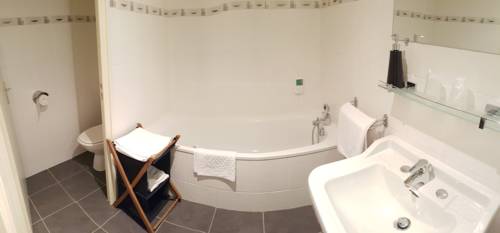 Imagen de la habitación del Hotel Restaurant Les Oceanides. Foto 2