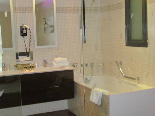 Imagen de la habitación del Hotel Restaurant L'hotan. Foto 4