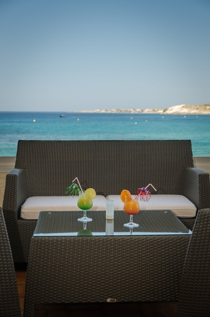 Imagen del bar/restaurante del Hotel Restaurant L'ondine. Foto 5