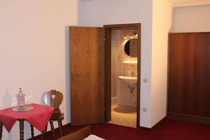 Imagen de la habitación del Hotel Restaurant Margaretenhof. Foto 5