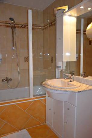 Imagen de la habitación del Hotel Restaurant Marko. Foto 5