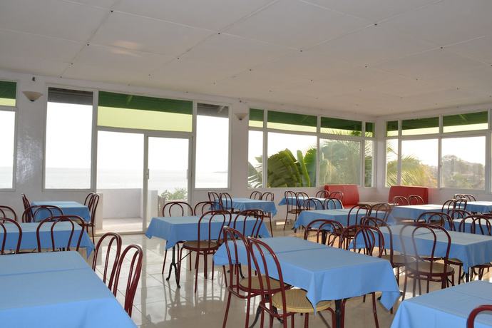 Imagen del bar/restaurante del Hotel Restaurant Oc&eacute;ano. Foto 5