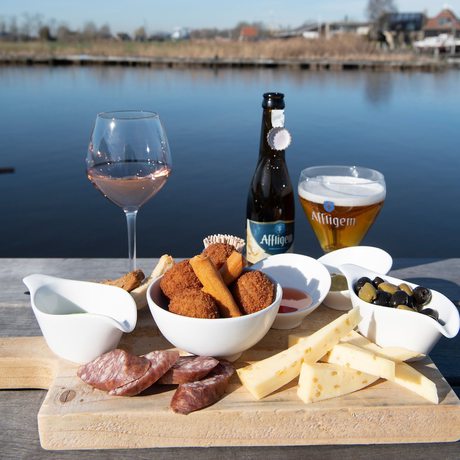 Imagen del bar/restaurante del Hotel Restaurant Oostergoo. Foto 5