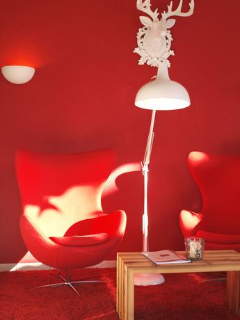 Imagen de los interiores del Hotel Restaurant Peterle. Foto 17