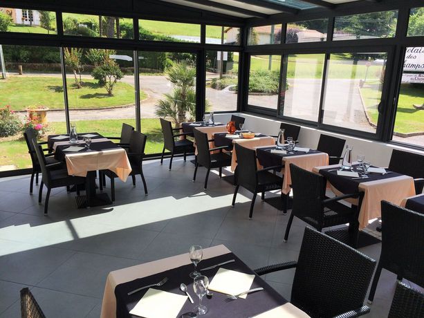 Imagen de los exteriores del Hotel Restaurant Relais Des Champs. Foto 12