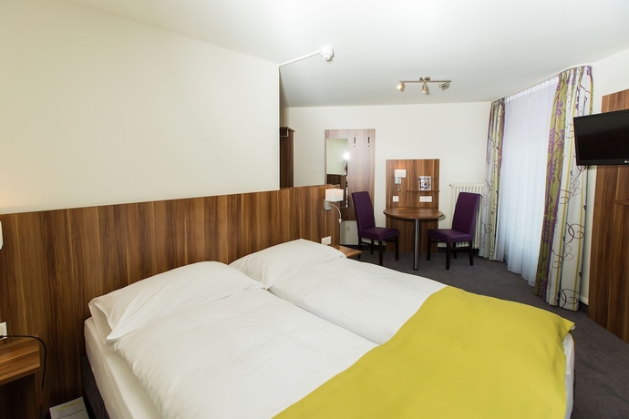 Imagen de la habitación del Hotel Restaurant Resslirytti. Foto 10