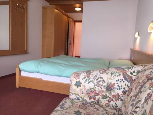 Imagen de la habitación del Hotel Restaurant Rothorn. Foto 14