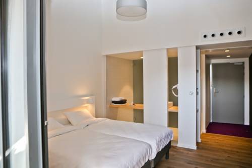 Imagen de la habitación del Hotel Restaurant Santiago. Foto 13