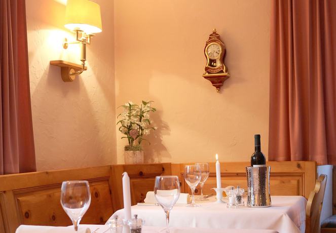 Imagen del bar/restaurante del Hotel Restaurant Schweizerhof. Foto 7