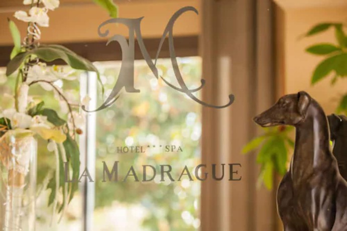 Imagen de los interiores del Hotel Restaurant Spa La Madrague. Foto 18