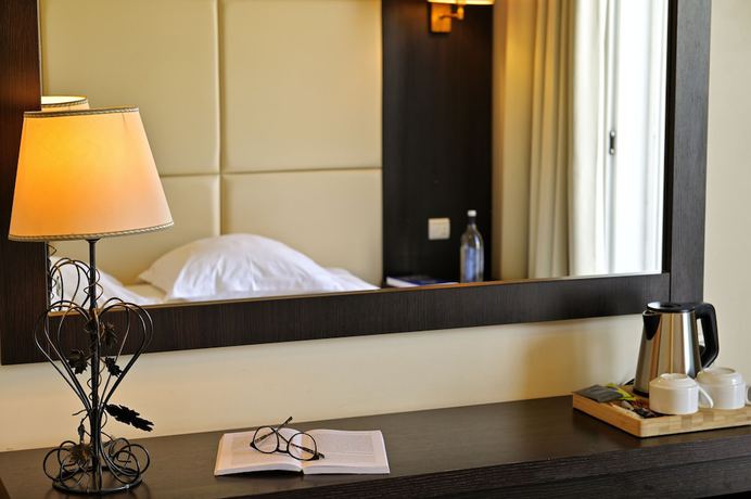 Imagen de la habitación del Hotel Restaurant Spa La Madrague. Foto 7