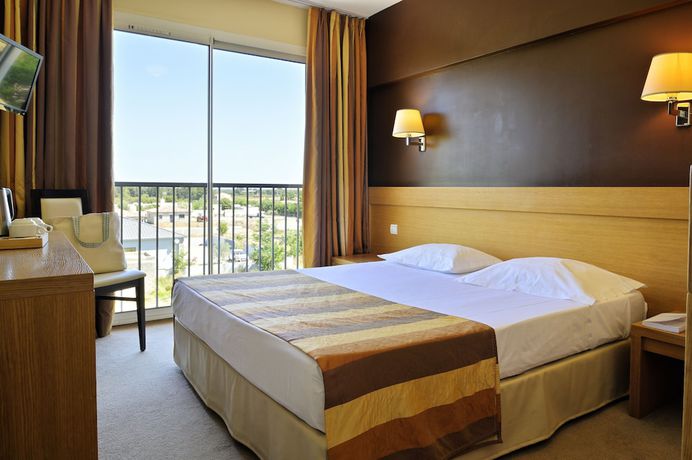 Imagen de la habitación del Hotel Restaurant Spa La Madrague. Foto 8