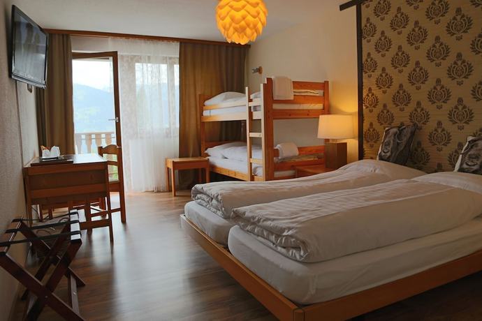 Imagen de la habitación del Hotel Restaurant Surselva. Foto 4