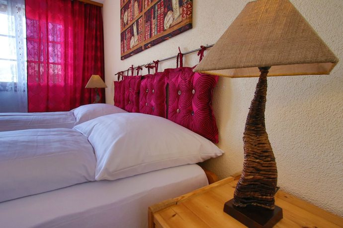 Imagen de la habitación del Hotel Restaurant Surselva. Foto 10