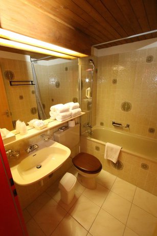 Imagen de la habitación del Hotel Restaurant Surselva. Foto 13