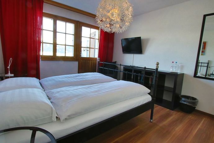 Imagen de la habitación del Hotel Restaurant Surselva. Foto 18