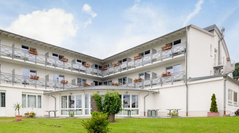 Imagen general del Hotel Restaurant Südpfalz-terrassen. Foto 1