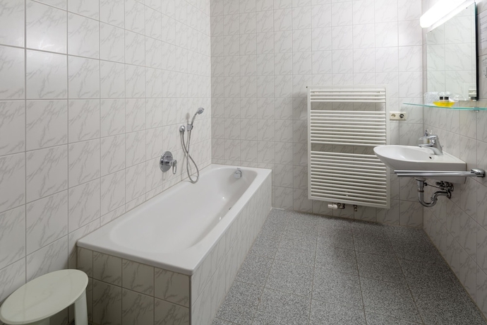 Imagen de la habitación del Hotel Restaurant S&uuml;dpfalz-terrassen. Foto 12