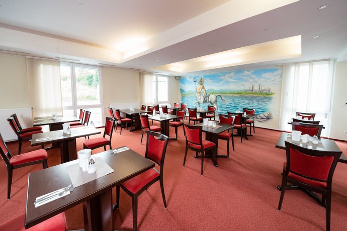 Imagen del bar/restaurante del Hotel Restaurant Vater Rhein. Foto 4