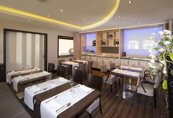 Imagen del bar/restaurante del Hotel Restaurant Verst. Foto 2