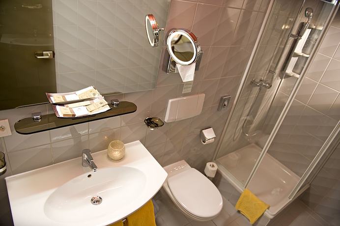 Imagen de la habitación del Hotel Restaurant Waldhaus. Foto 3