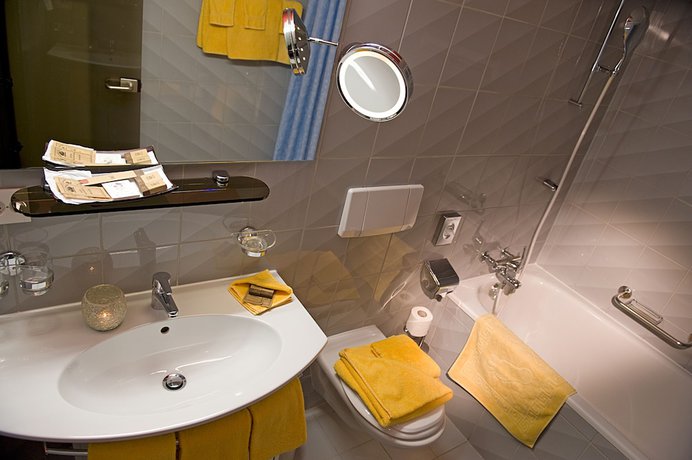 Imagen de la habitación del Hotel Restaurant Waldhaus. Foto 9