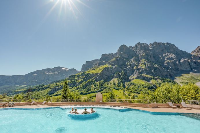 Imagen de la piscina del Hotel Restaurant Waldhaus. Foto 17