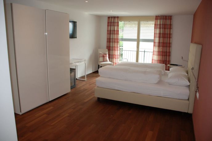 Imagen del bar/restaurante del Hotel Restaurant Weinstube. Foto 4