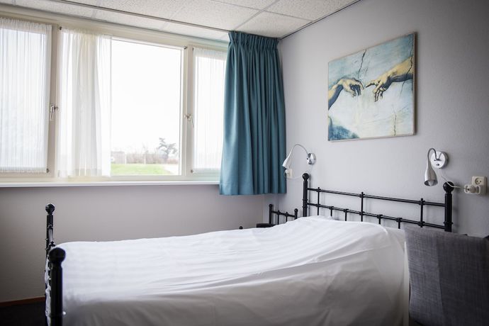 Imagen de la habitación del Hotel Restaurant Zalen Hoogeerd. Foto 3