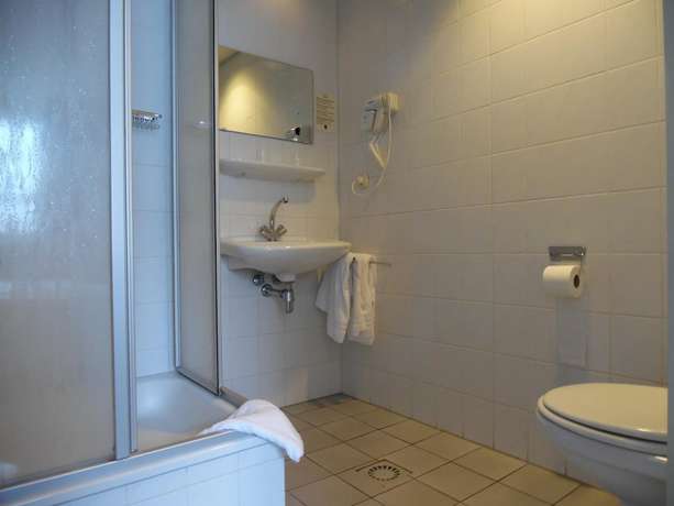 Imagen de la habitación del Hotel Restaurant Zalen Hoogeerd. Foto 10