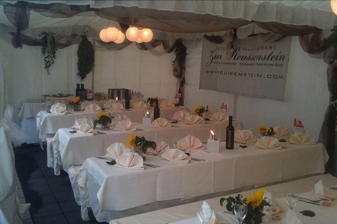 Imagen del bar/restaurante del Hotel Restaurant Zum Reussenstein. Foto 4