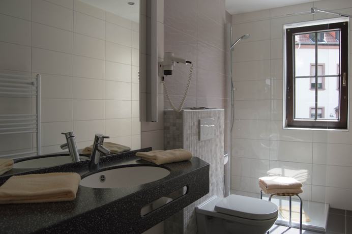 Imagen de la habitación del Hotel Restaurant Zum Schwan. Foto 15