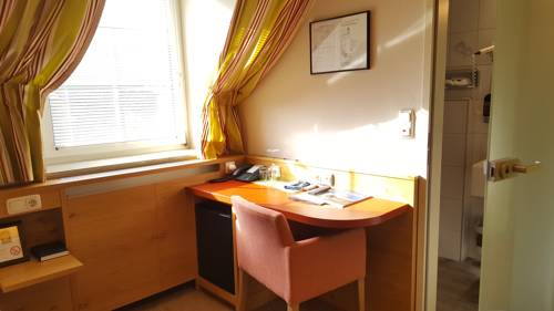 Imagen de la habitación del Hotel Restaurant Zur Post. Foto 9