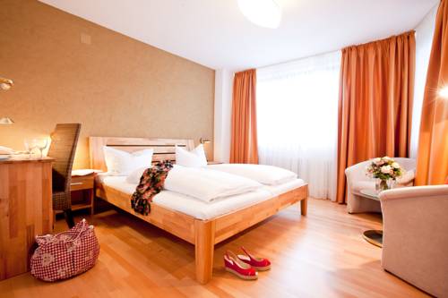 Imagen de la habitación del Hotel Restaurant Zur Sonne St. Peter. Foto 6