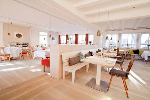 Imagen de la habitación del Hotel Restaurant Zur Sonne St. Peter. Foto 9