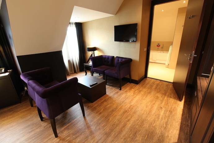 Imagen de la habitación del Hotel Restaurant, and Spa Savarin. Foto 10