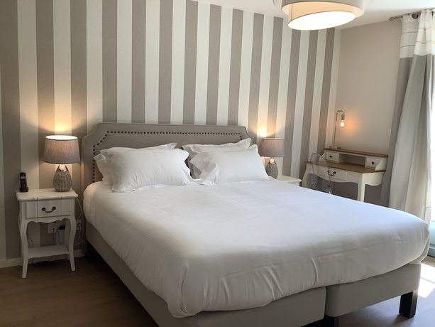 Imagen de la habitación del Hotel Restaurant des Augustins. Foto 7