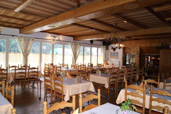 Imagen del bar/restaurante del Hotel Restaurant du Cr&ecirc;t. Foto 3